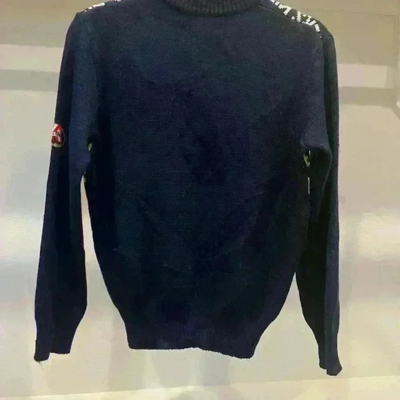 Vintage Ski Sweater Made in Austria Size: Large - Picture 2 of 2